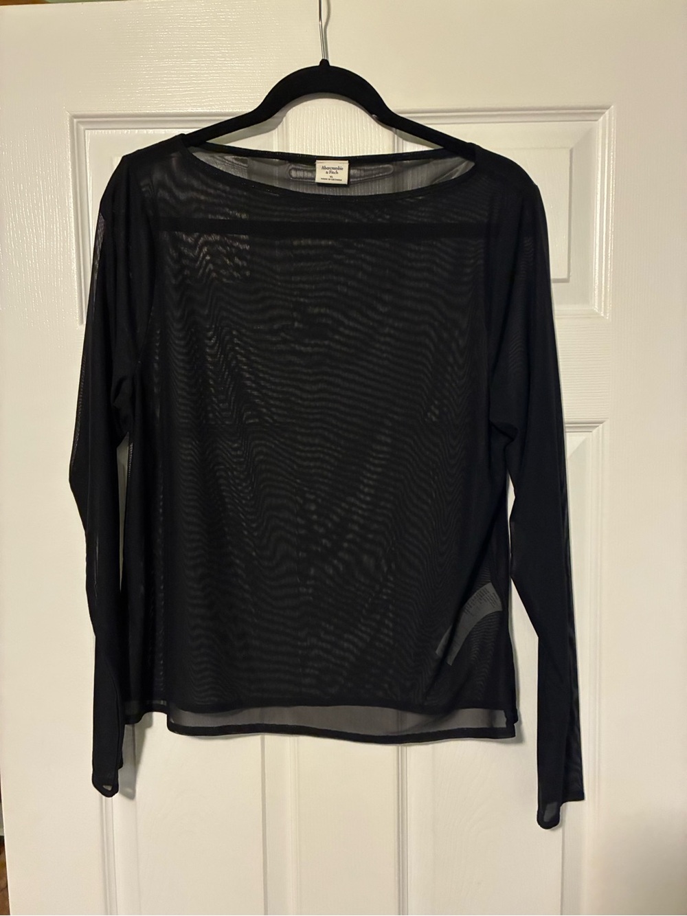Abercrombie and Fitch Women’s Sheer Long-Sleeve Black Mesh Top Size XL